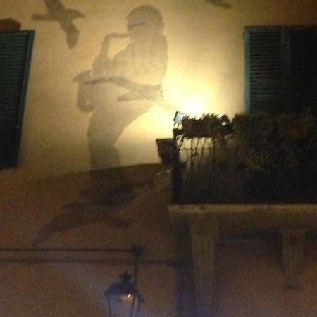 Piccolo Monolocale A Due Passi Da Piazza Maggiore Διαμέρισμα Μπολόνια Εξωτερικό φωτογραφία